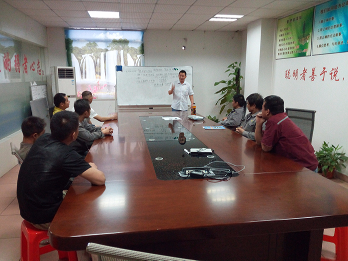 液壓升降機員工專業技能培訓